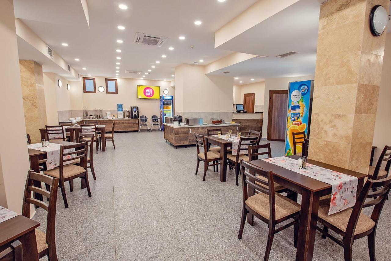 Hotel Santa Maria ابزور المظهر الخارجي الصورة